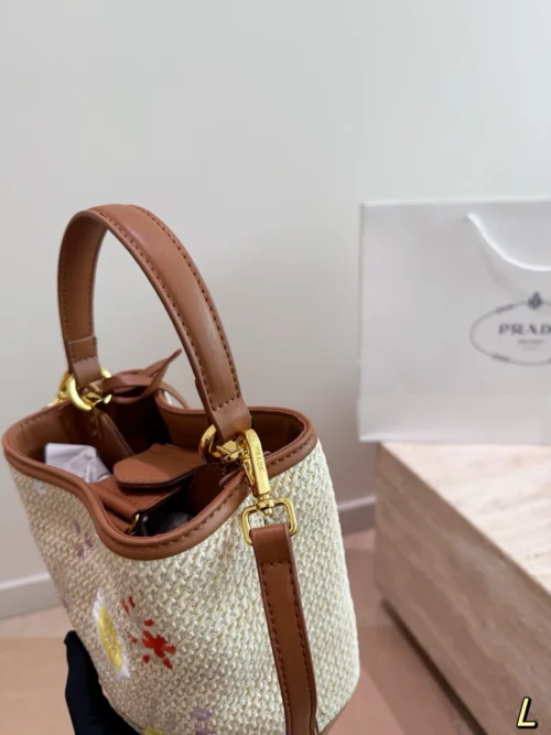 Prada Raffia Bag Style 0118