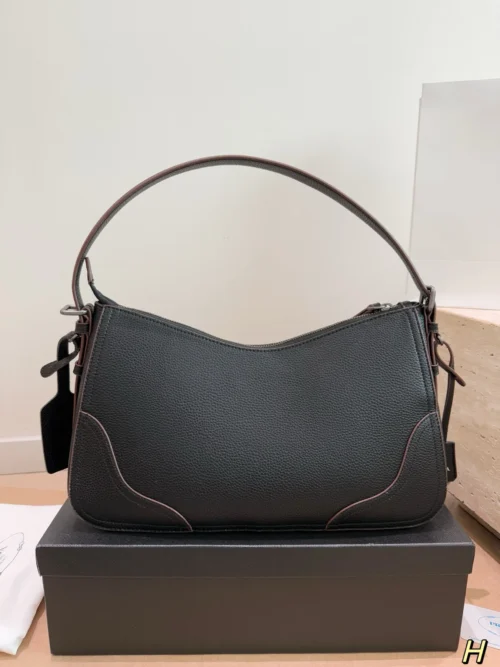 Prada Tote Bag Style 0136
