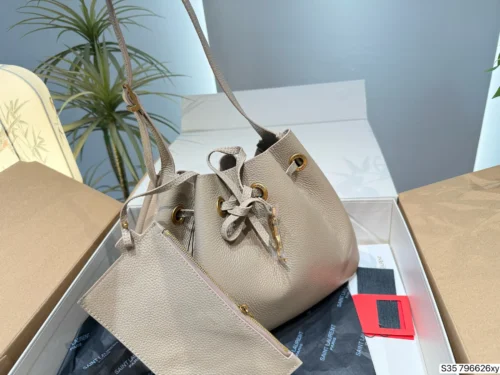 YSL Bucket Bag Style 0117