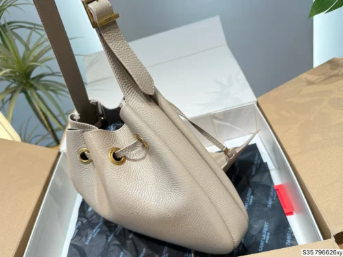 YSL Bucket Bag Style 0117